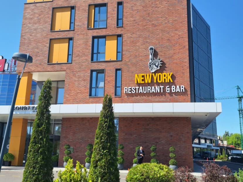 Restaurante, cafe, hoteluri