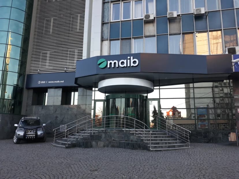 Bănci și instituții financiare